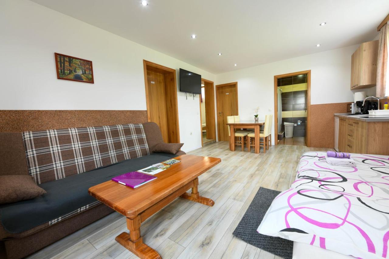 Apartman Jakov Rakovica Dış mekan fotoğraf